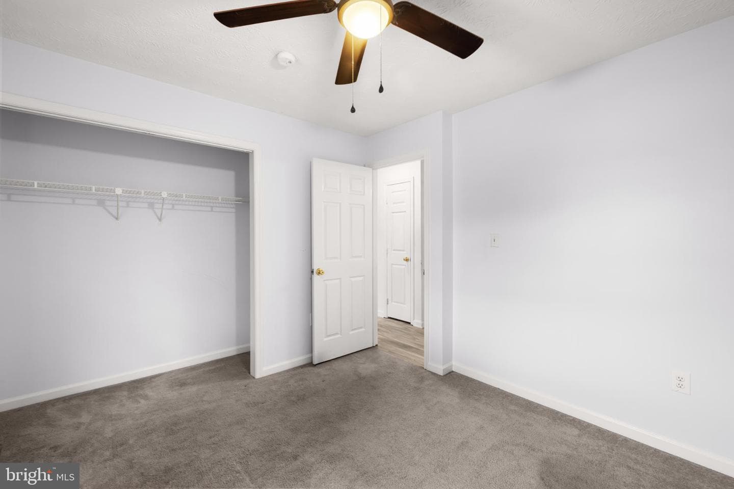 134 Cardinal Lane photo 17