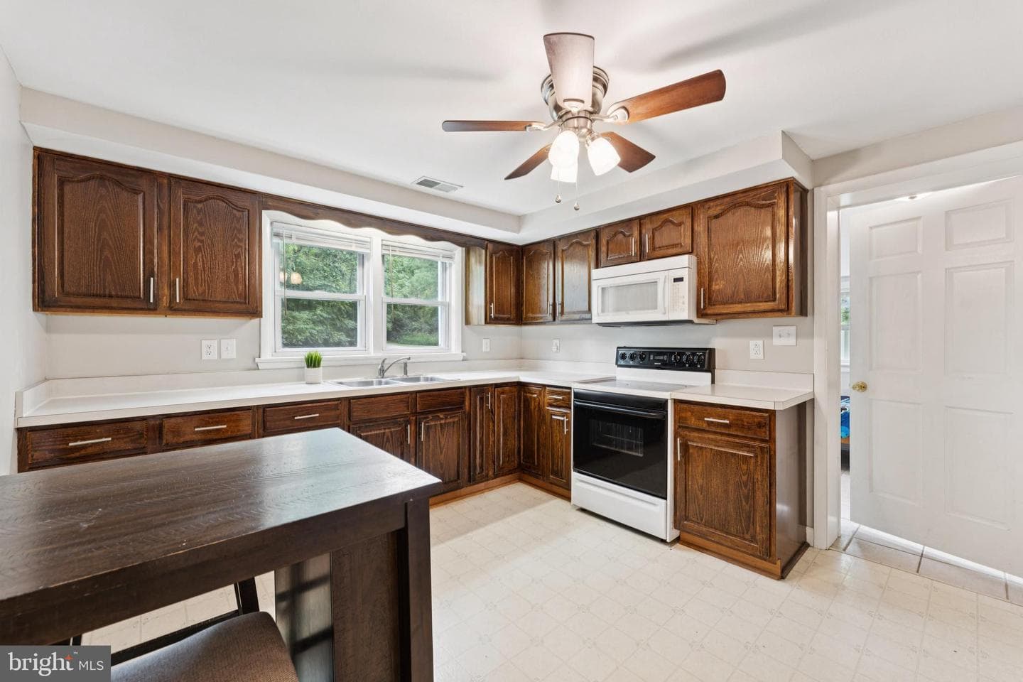 148 Cedar Hill Lane photo 6