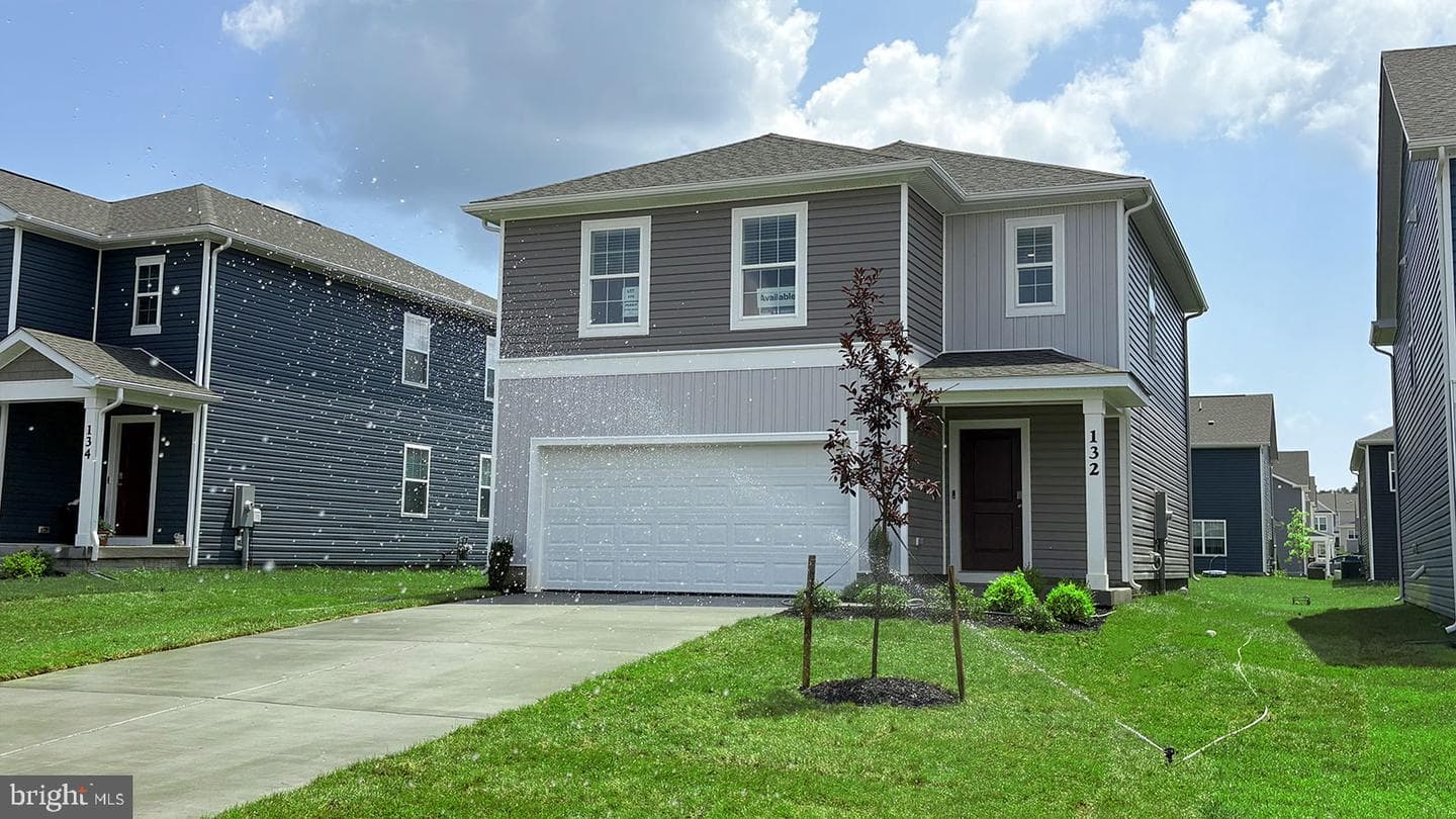 110 Charing Cross Drive photo 2