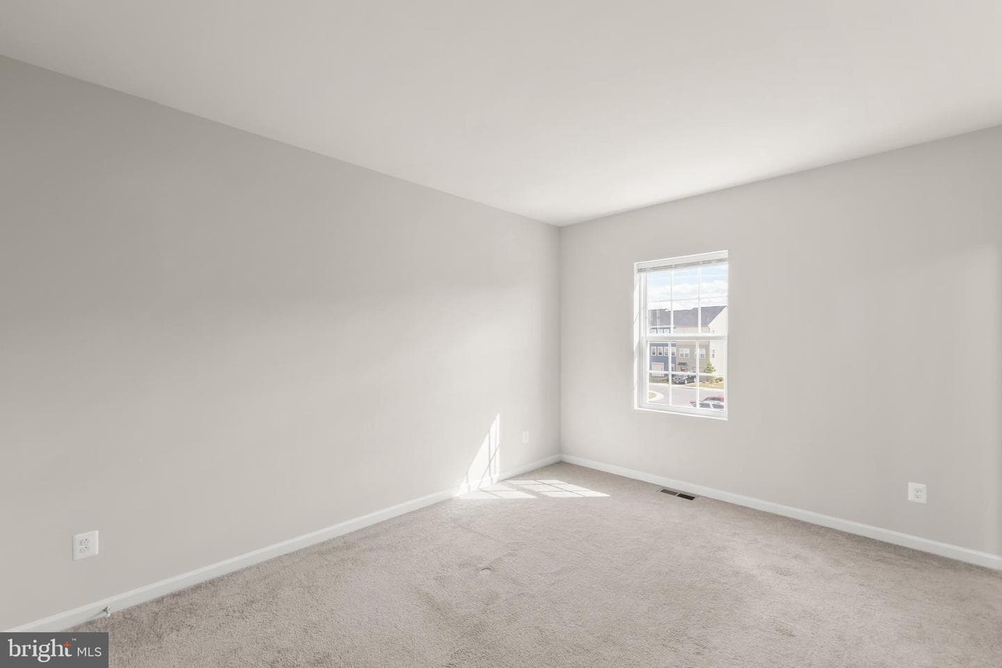 216 Parkland Drive photo 20