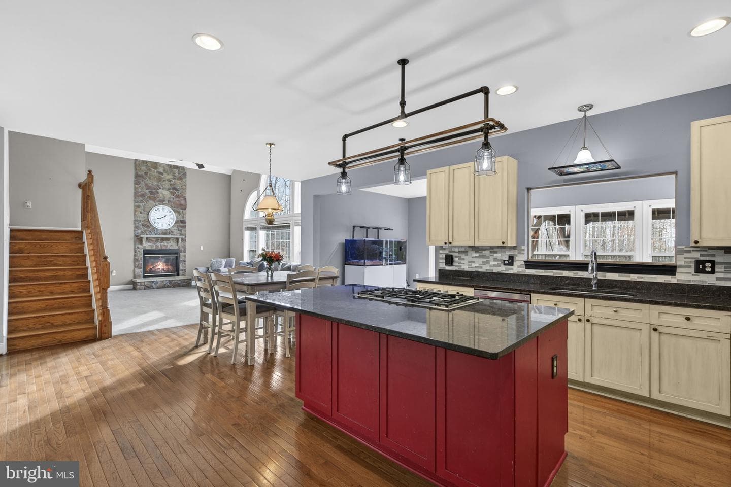 150 Ewell Drive photo 23