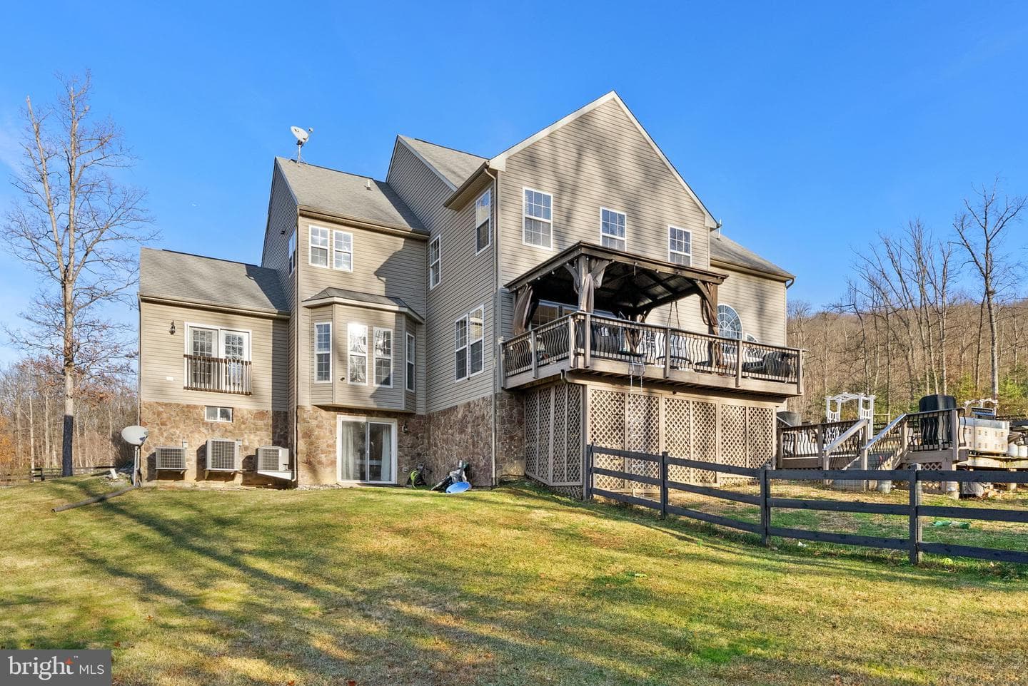 150 Ewell Drive photo 72