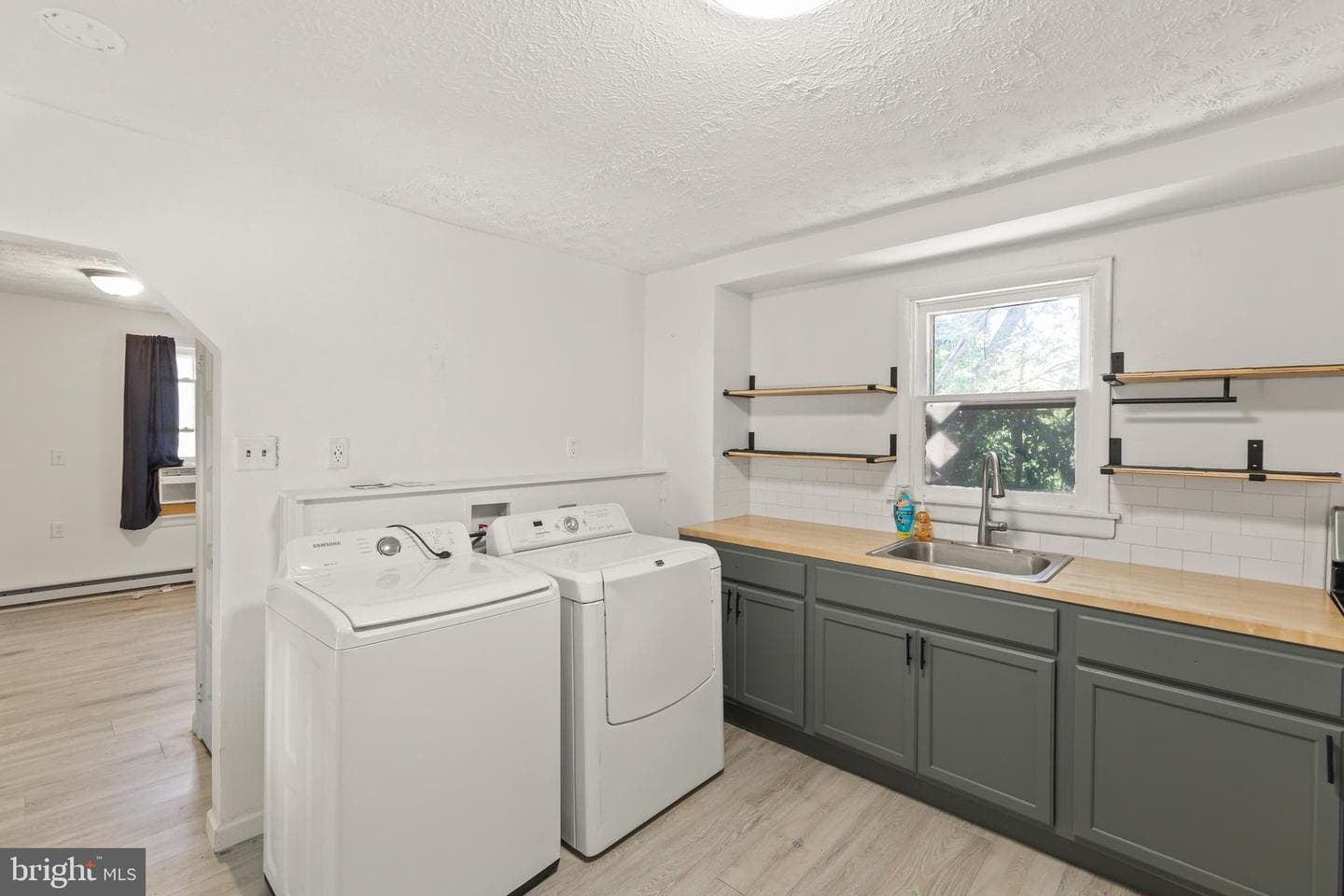 5362 Germain Street photo 10