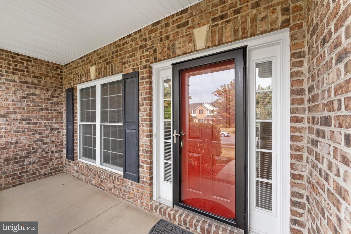 114 Harold Court photo 5