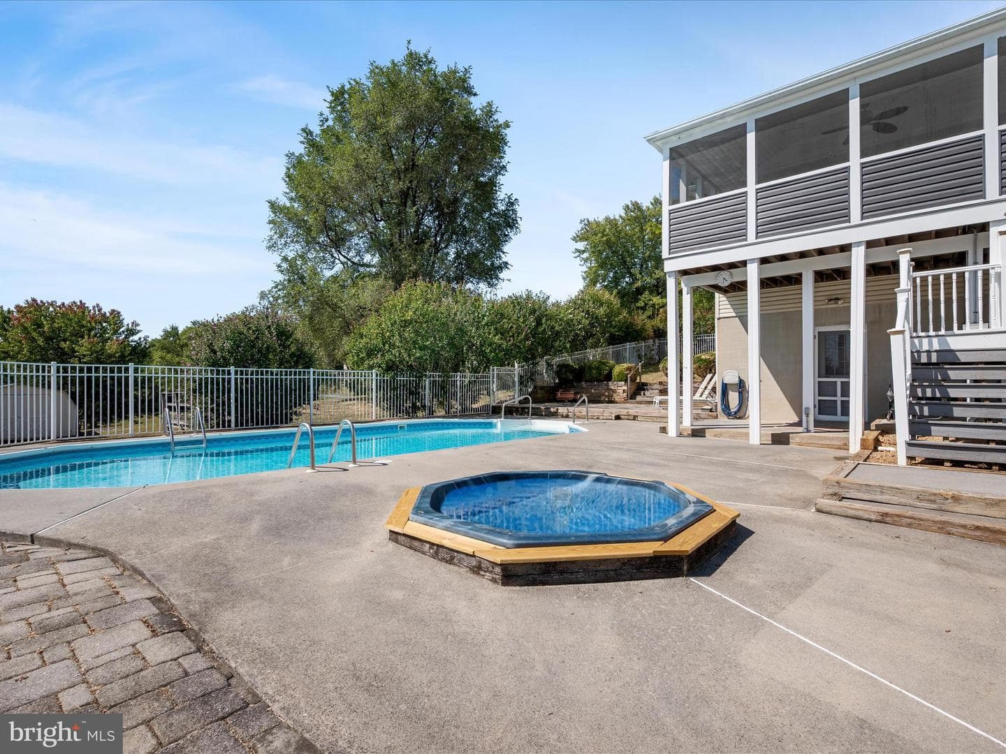 252 Punkin Ridge Drive photo 11