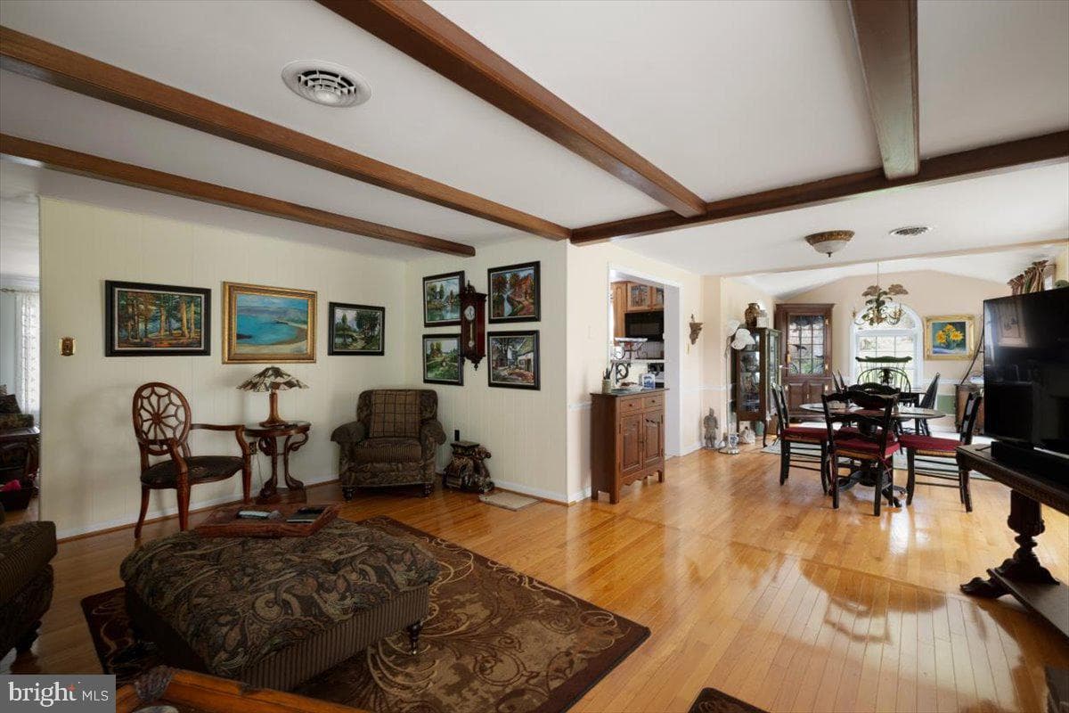1049 Laurel Grove Road photo 11