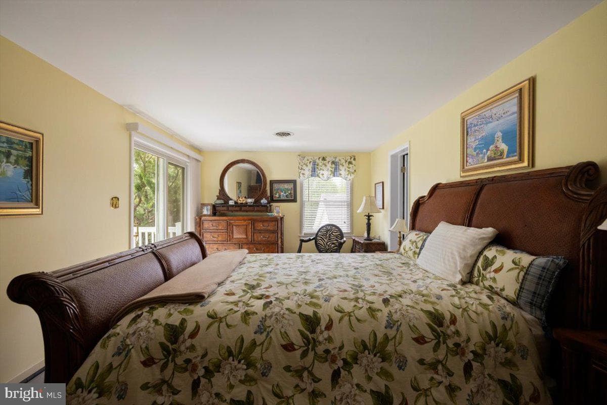 1049 Laurel Grove Road photo 14