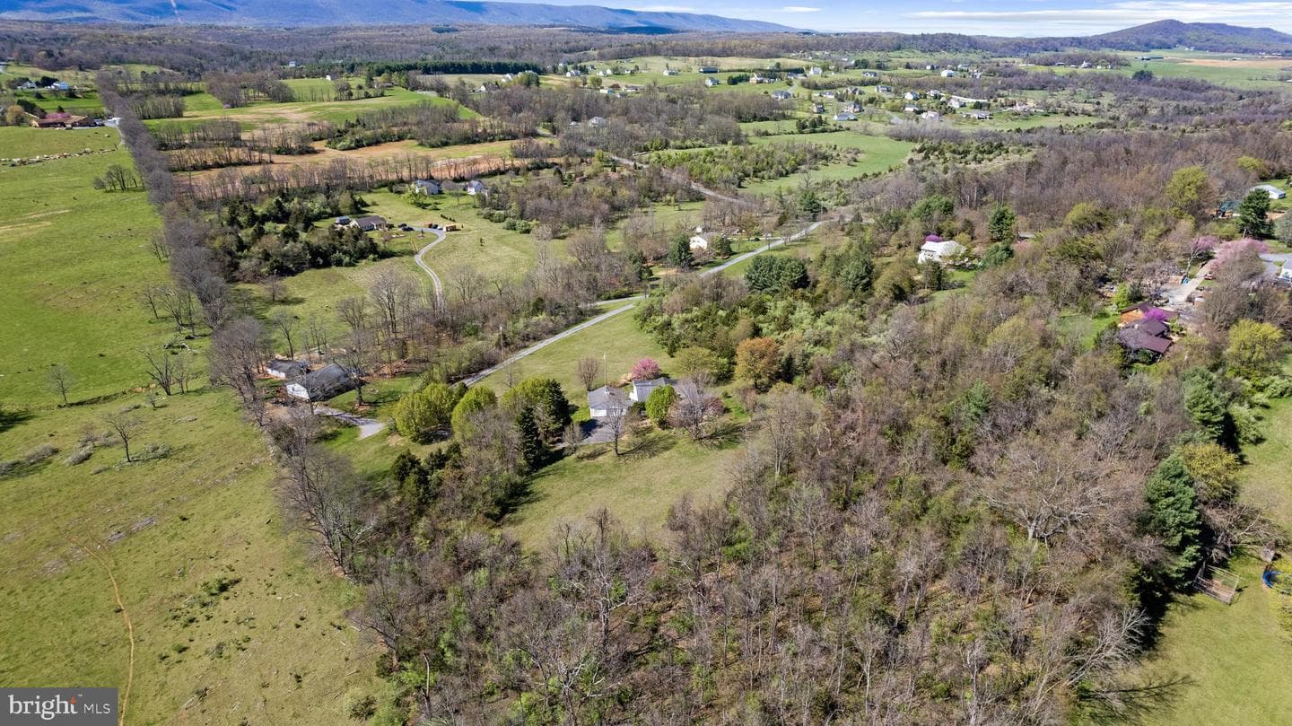 1049 Laurel Grove Road photo 37