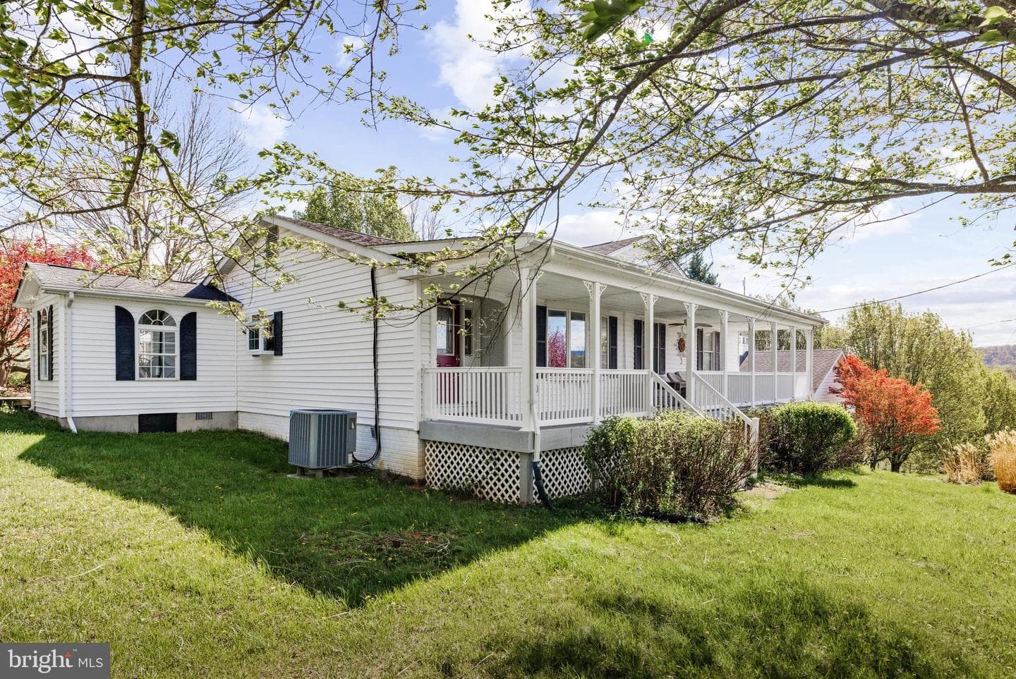 1049 Laurel Grove Road photo 4