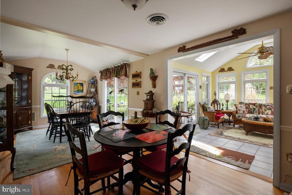 1049 Laurel Grove Road photo 7