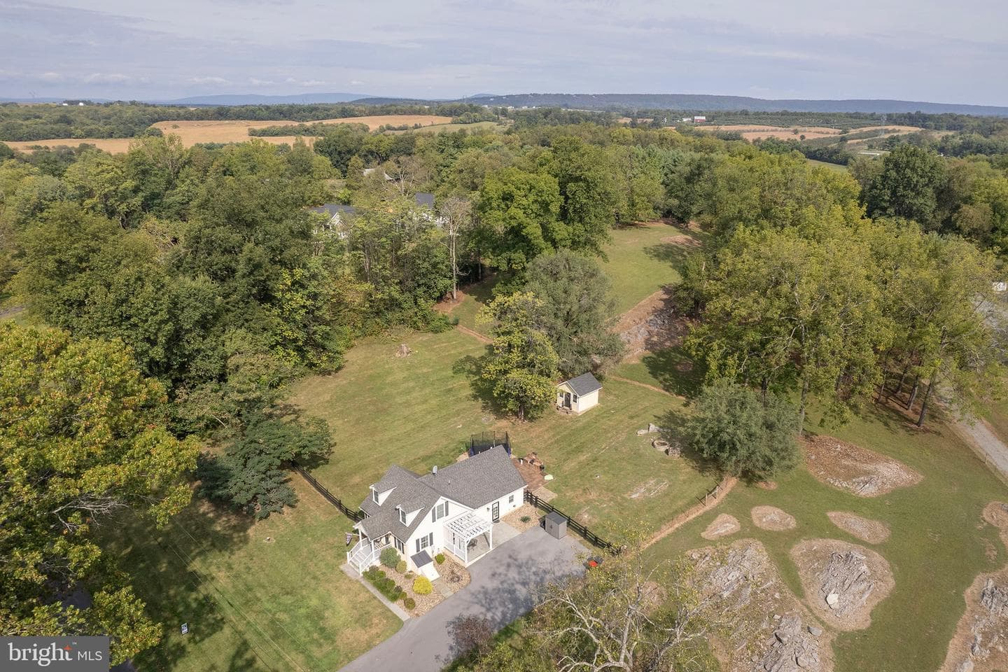 1087 Cedar Hill Road photo 6