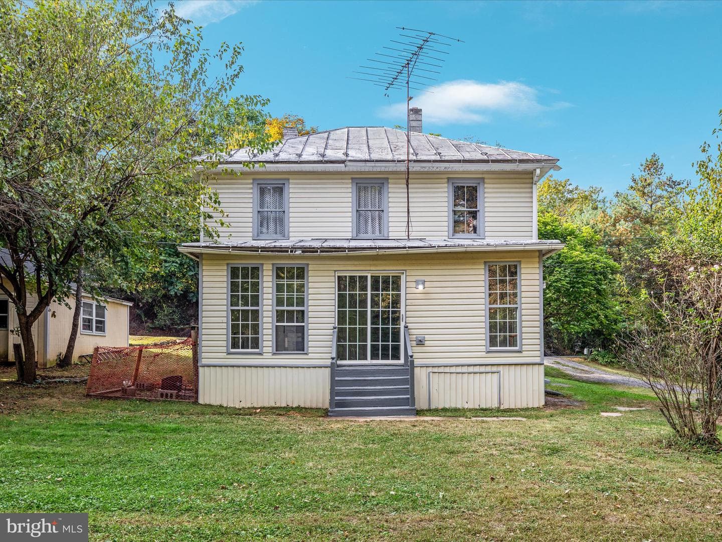 141 Back Creek Road photo 32