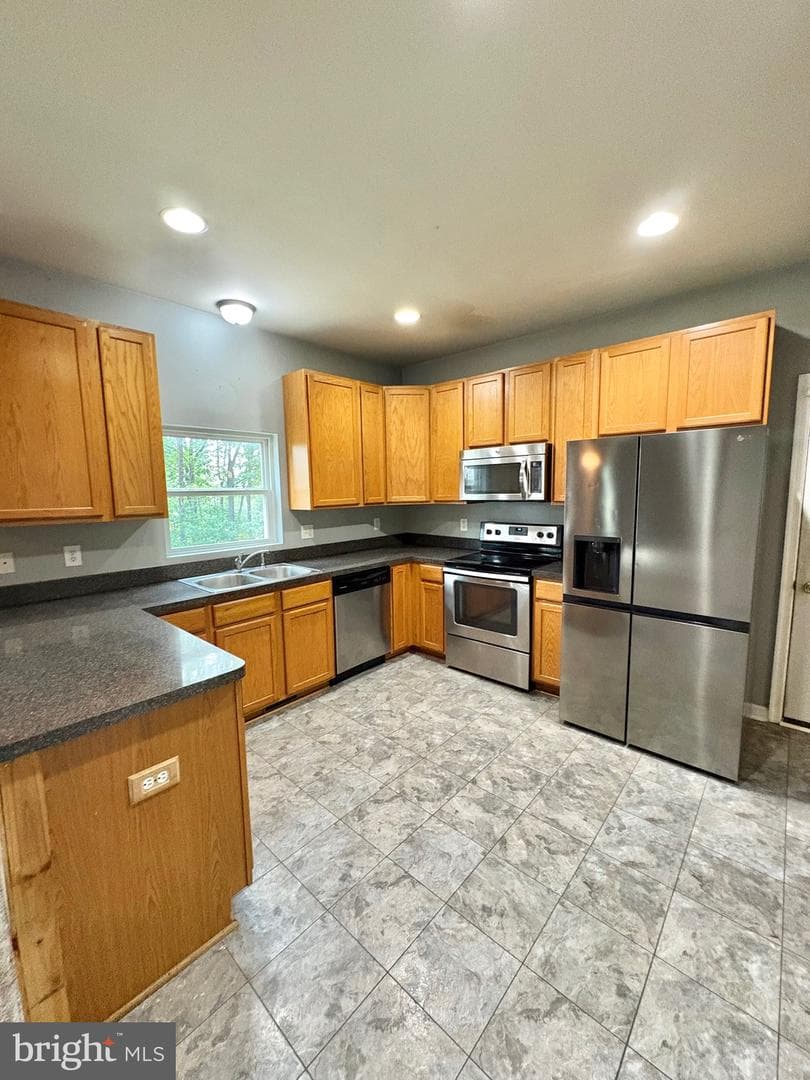 542 Cardinal Drive photo 65