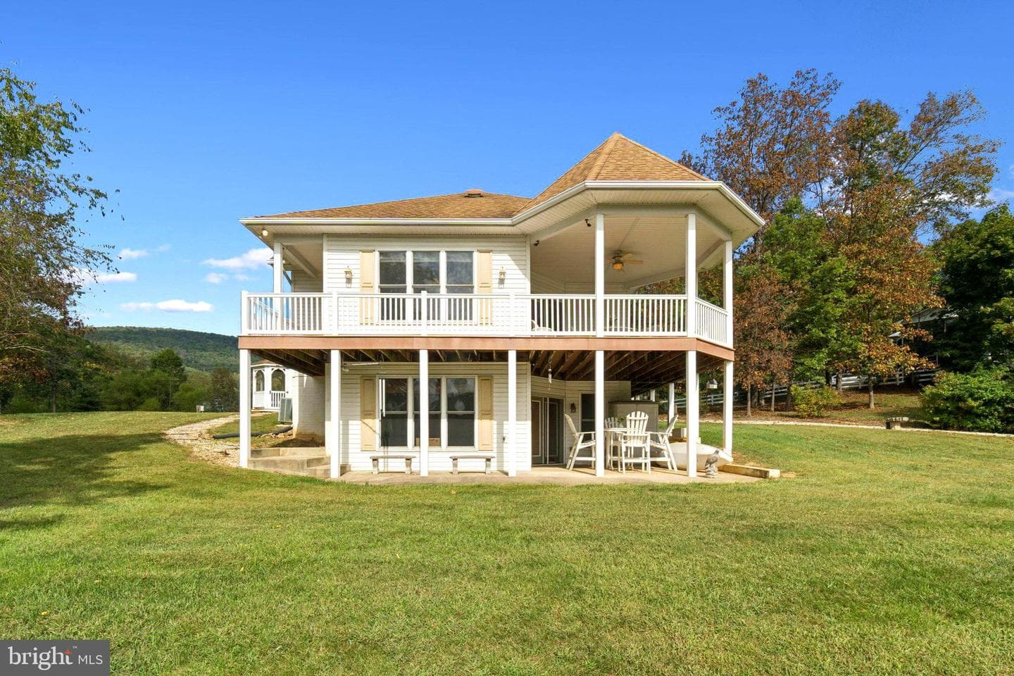 125 Cherokee Trail photo 2