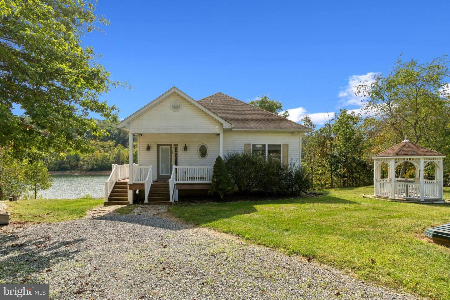 125 Cherokee Trail photo 3