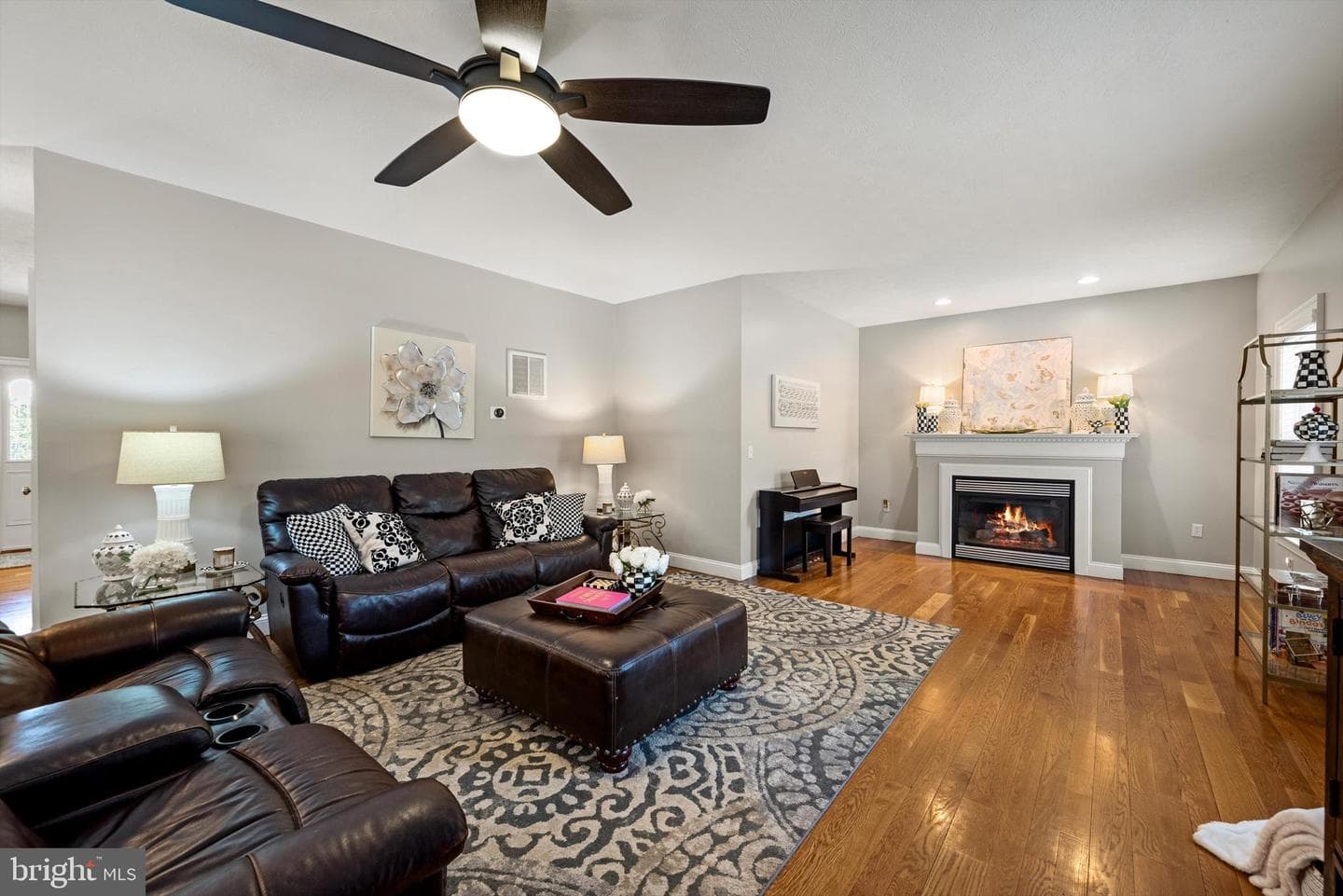 137 Stonebrook Road photo 22
