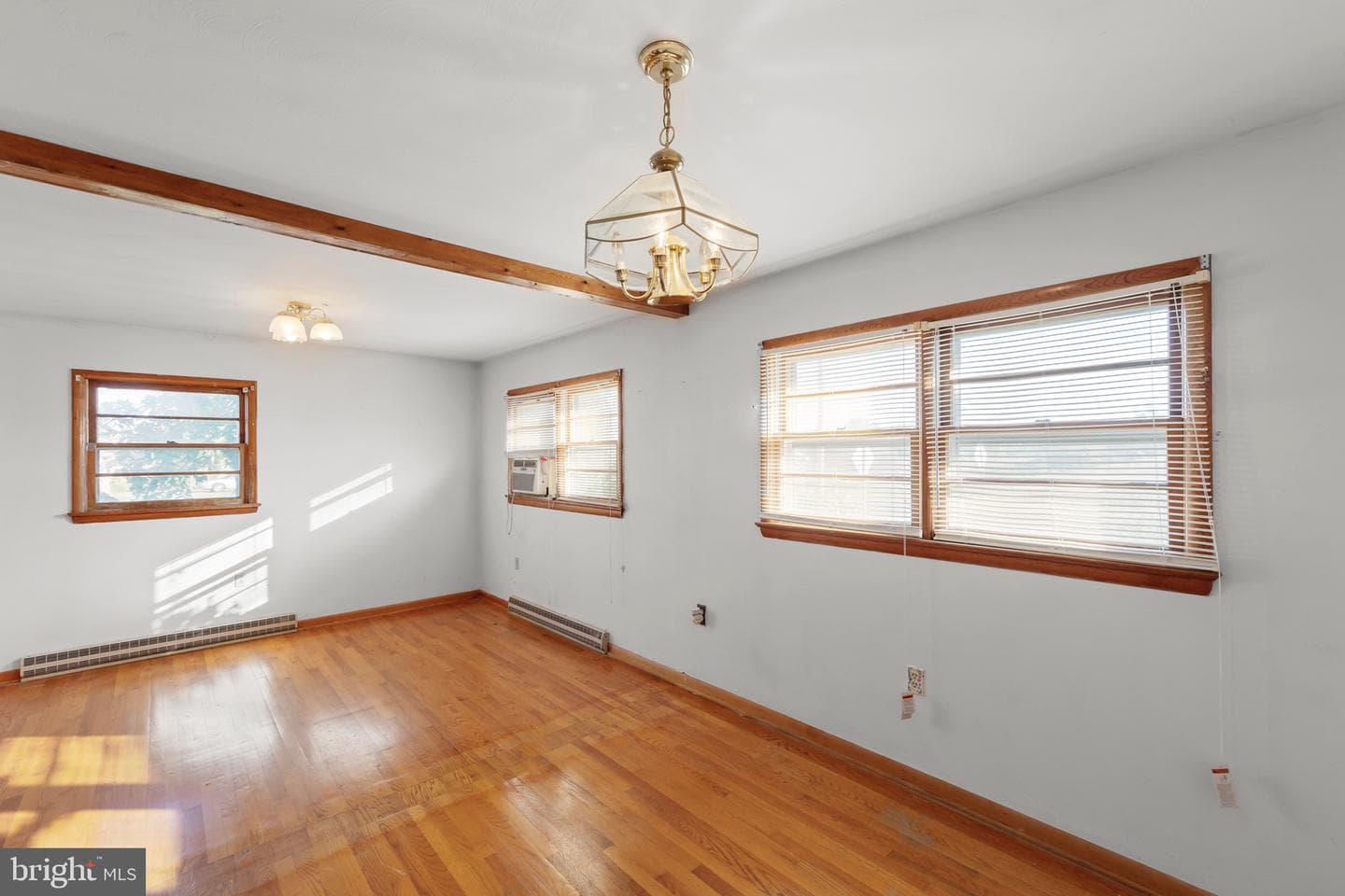 2294 Front Royal photo 13