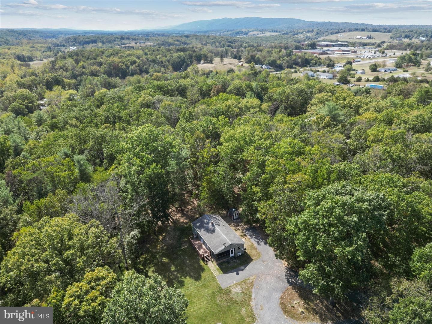 220 Chestnut Grove Road photo 43
