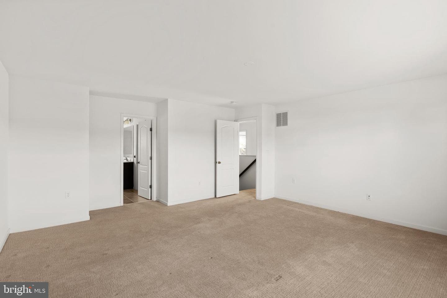 100 Taylor Court photo 13