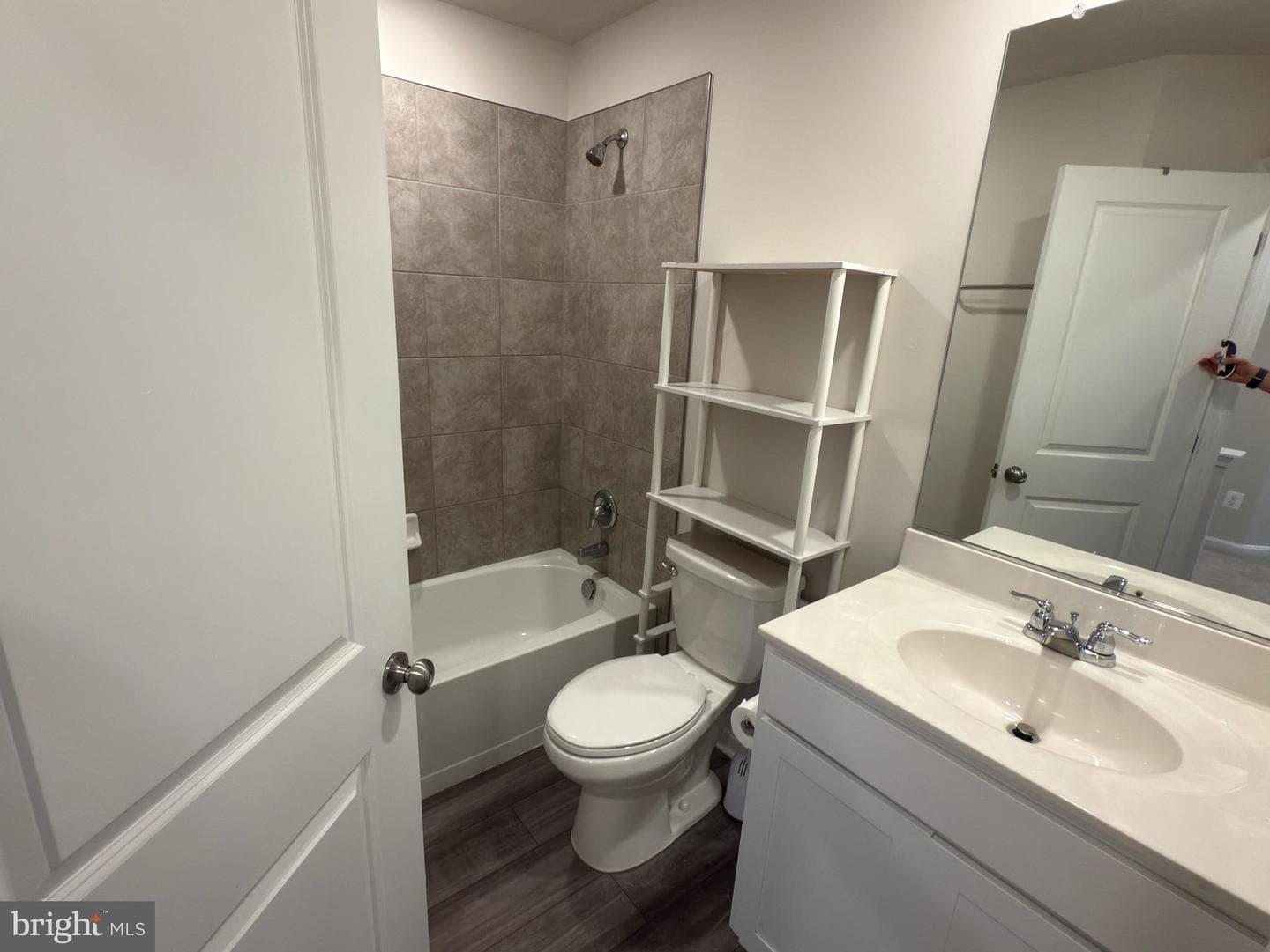 117 Tye Court photo 14
