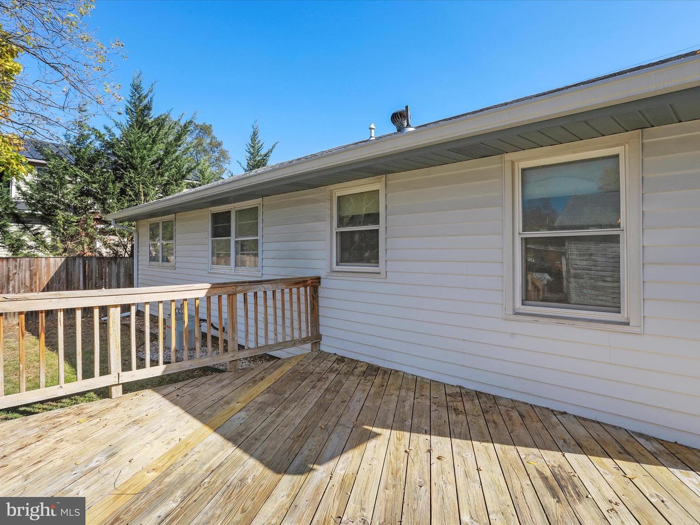 239 Chestnut Street photo 30