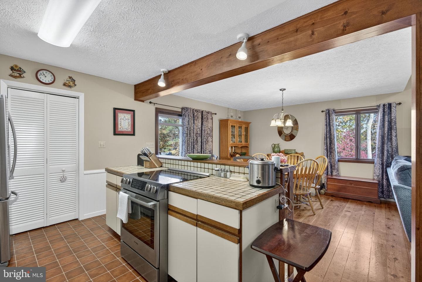 289 Westview Drive photo 12