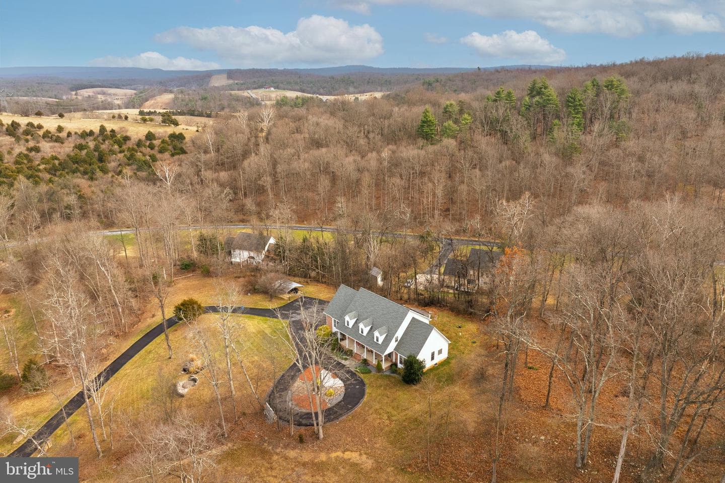 461 Skylar Lanes Way photo 2