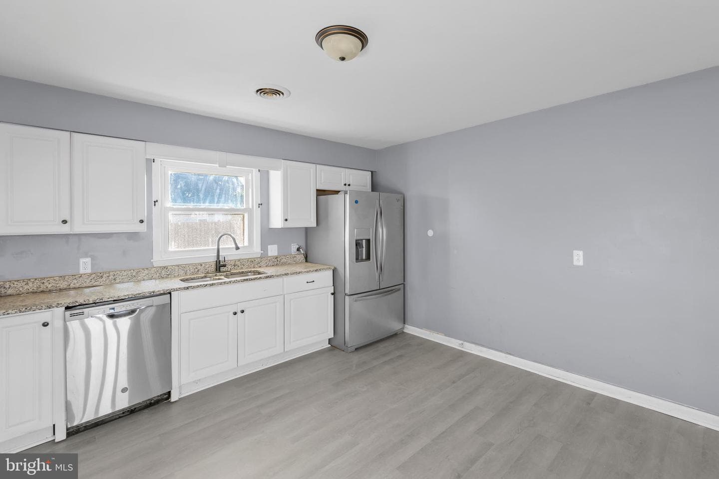 126 Plainfield Drive photo 11