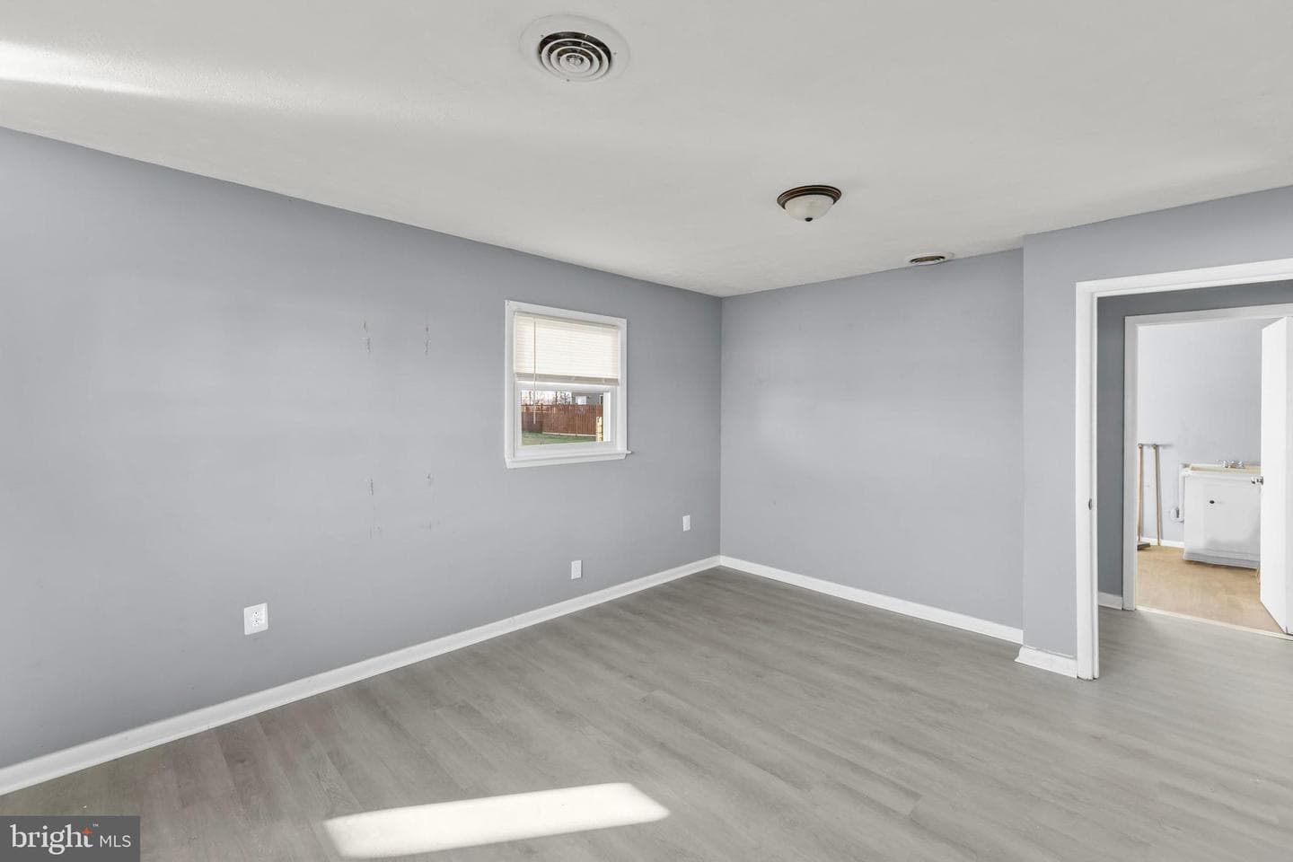 126 Plainfield Drive photo 26