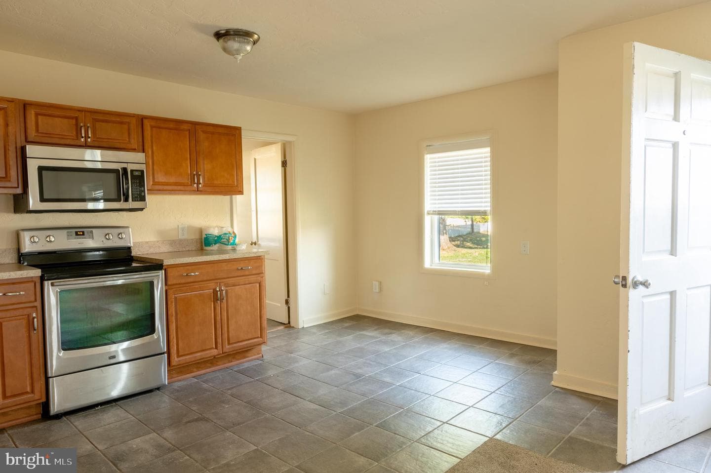 108 Martin Drive photo 11