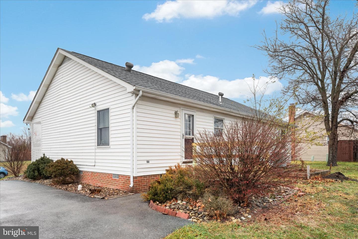 213 Tanager Drive photo 27