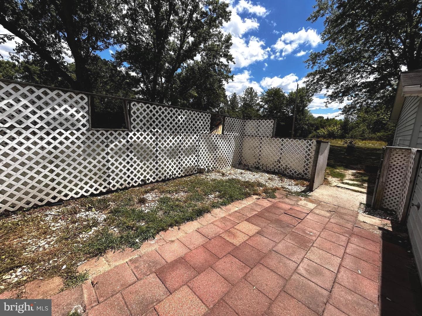 703 White Oak Road photo 17