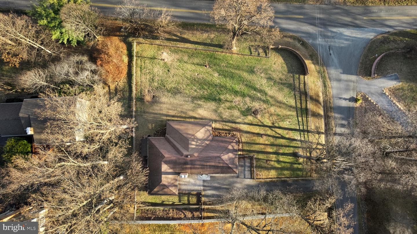 3466 Middle Road photo 47