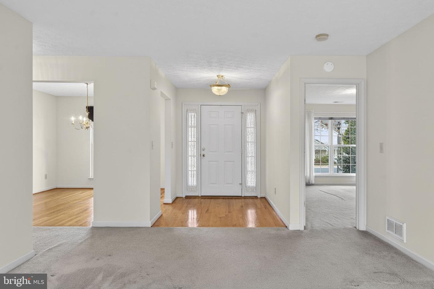 236 Bentley Avenue photo 4