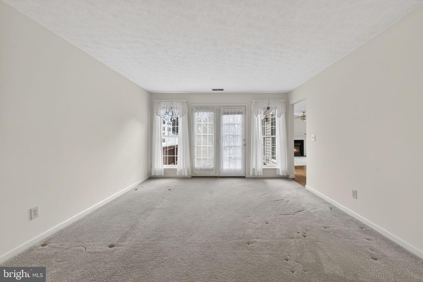 236 Bentley Avenue photo 6