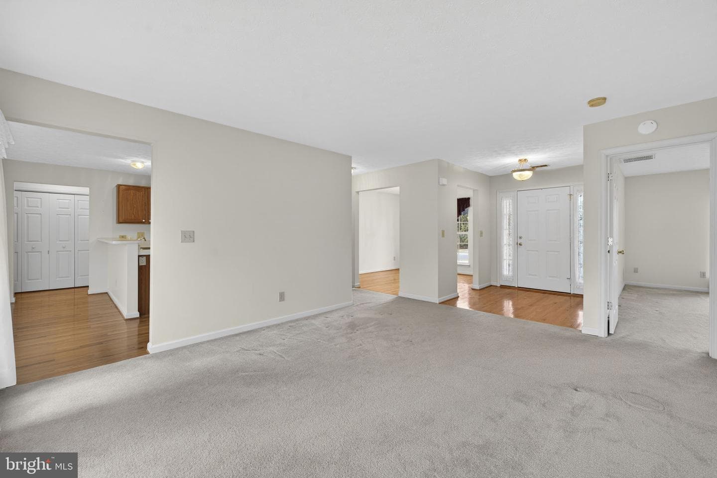 236 Bentley Avenue photo 7