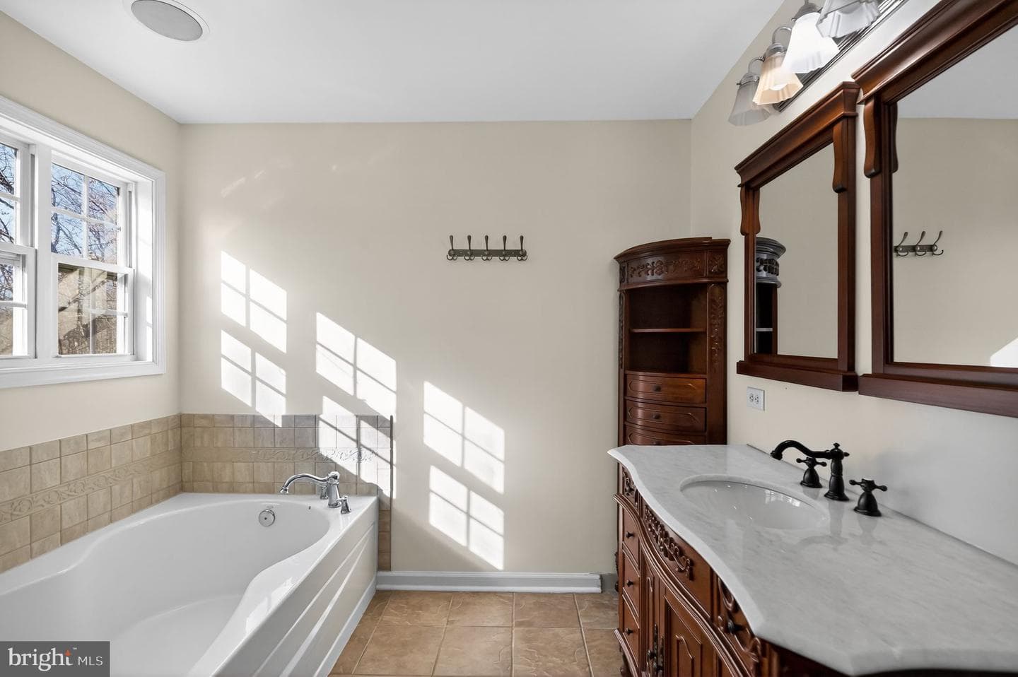 196 Joline Drive photo 36