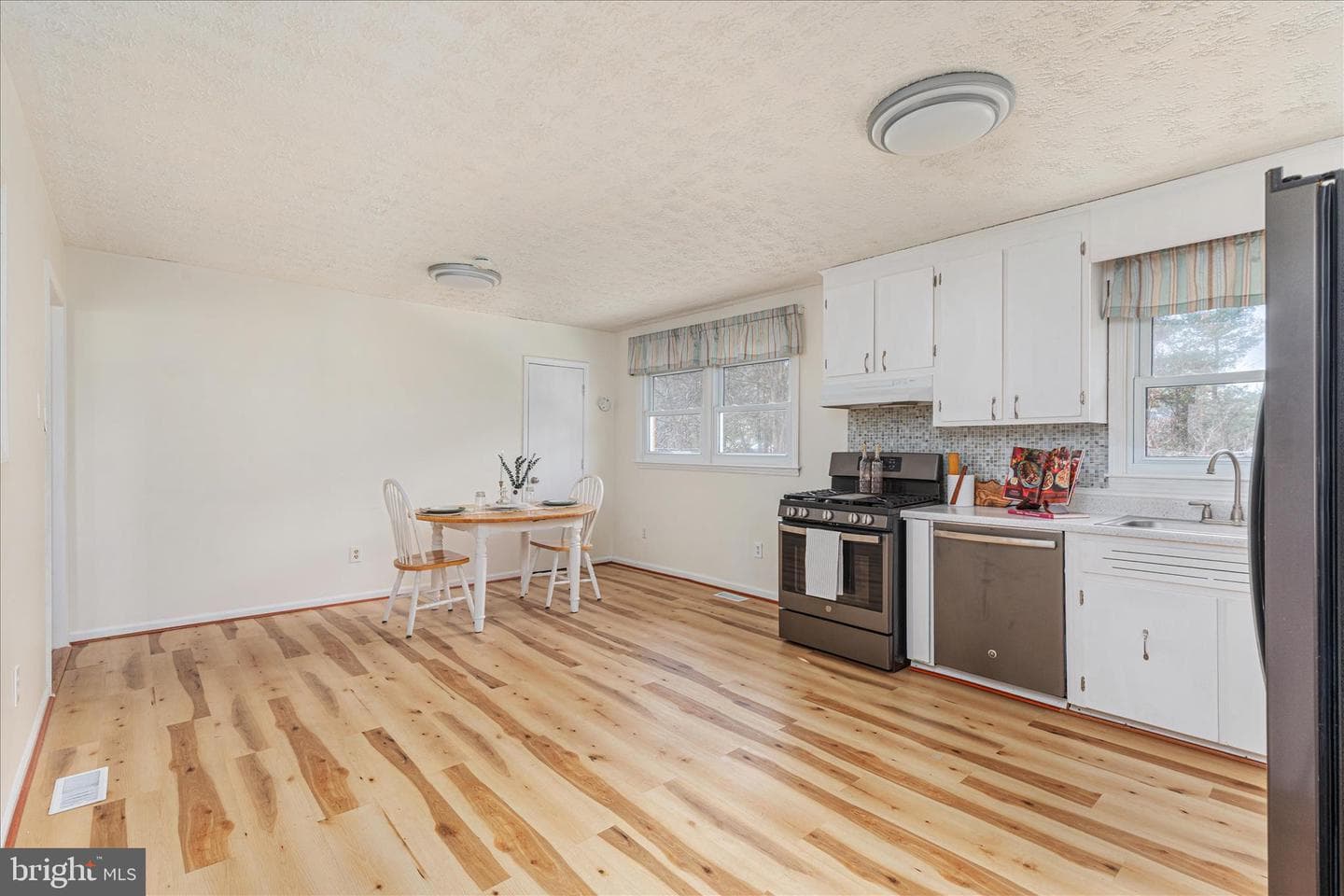 113 Williamson Road photo 4