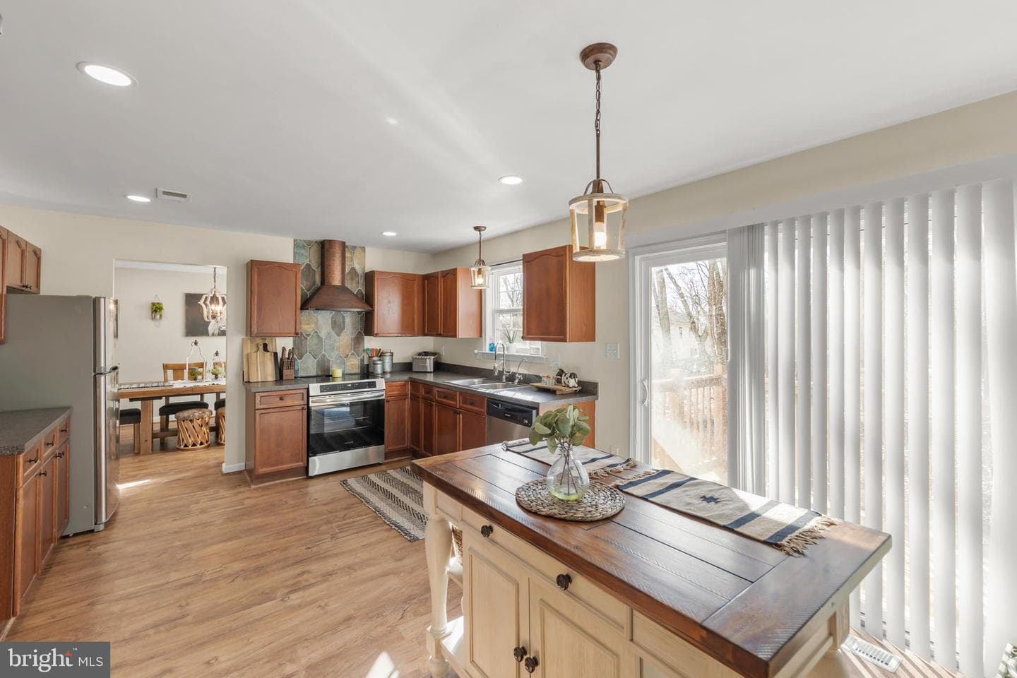 1105 Henry Drive photo 21