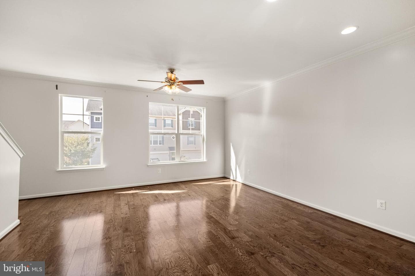 111 Rotunda Drive photo 14