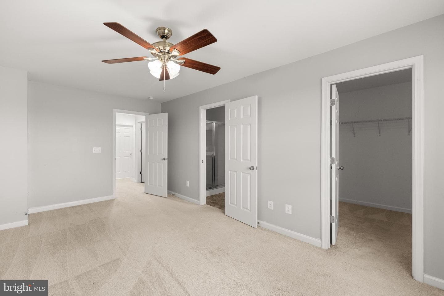 111 Rotunda Drive photo 20