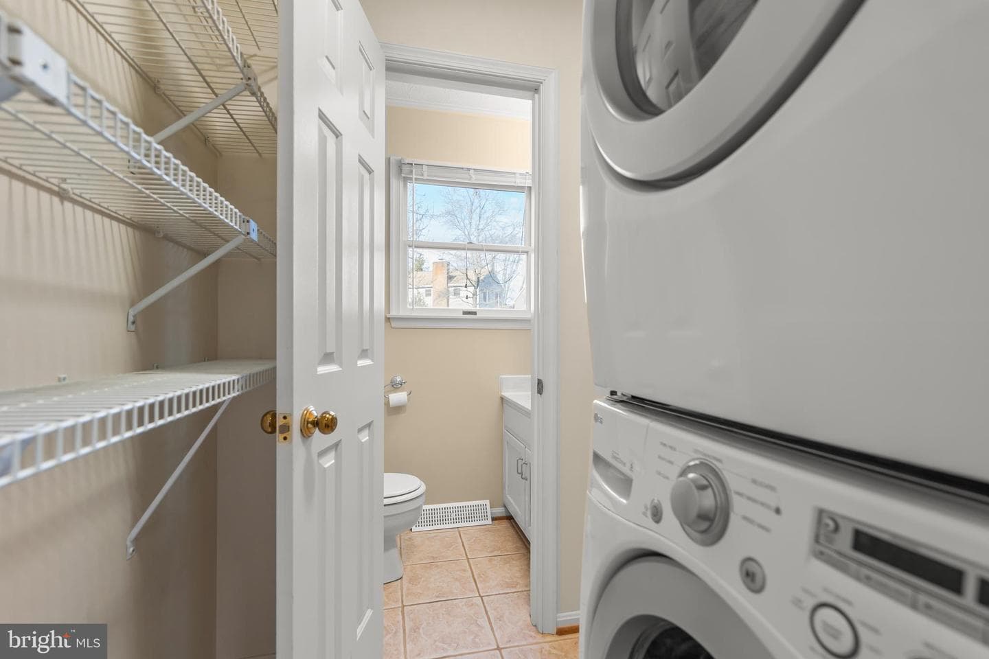 108 Columbia Circle photo 17