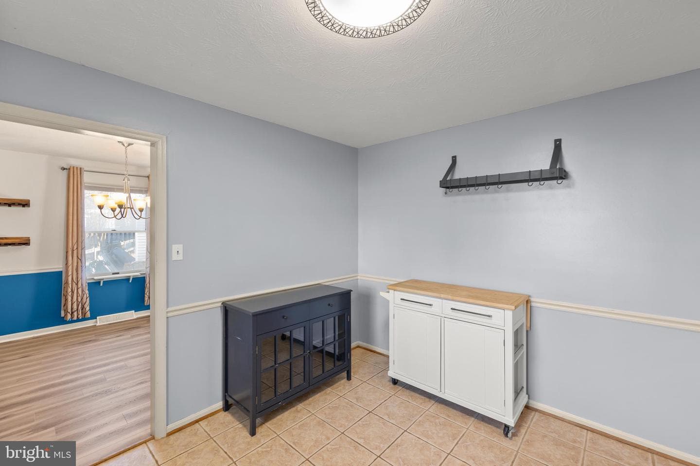 108 Columbia Circle photo 5