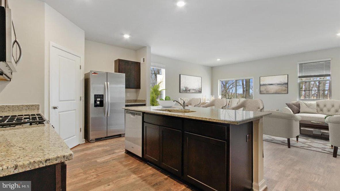 139 Woodford Drive photo 4