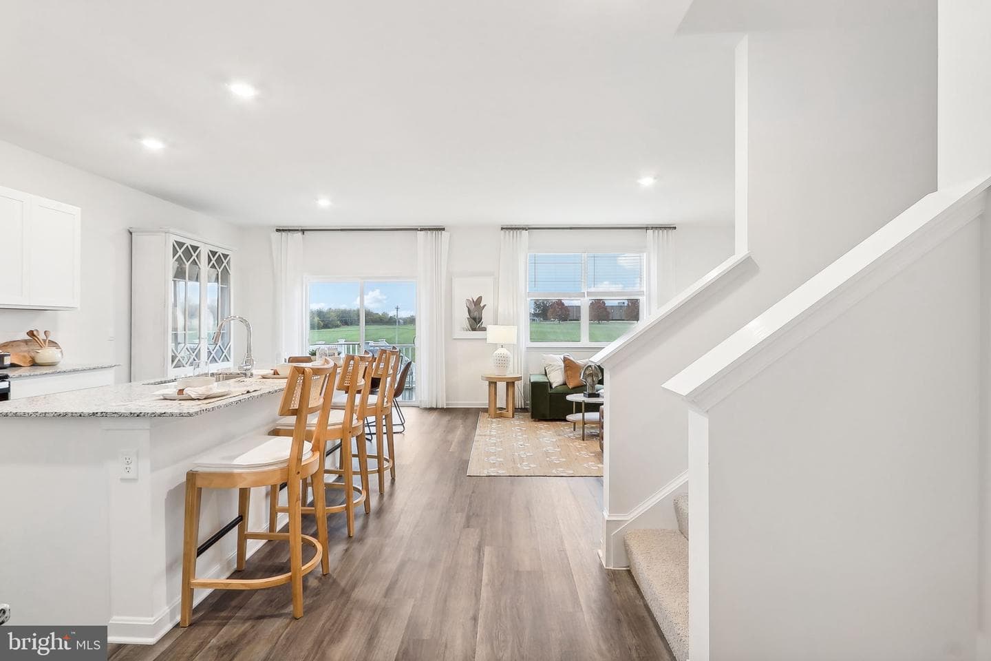 137 Woodford Drive photo 10