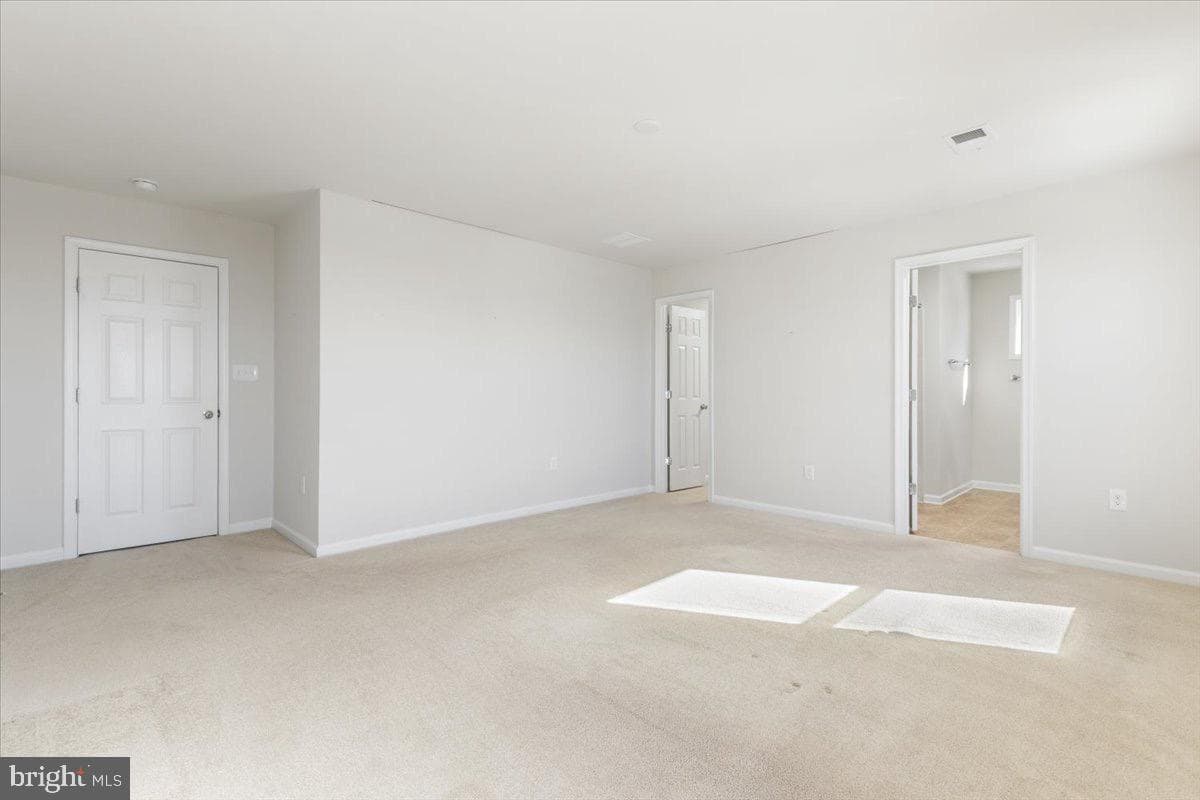 556 Garden Gate Drive photo 17