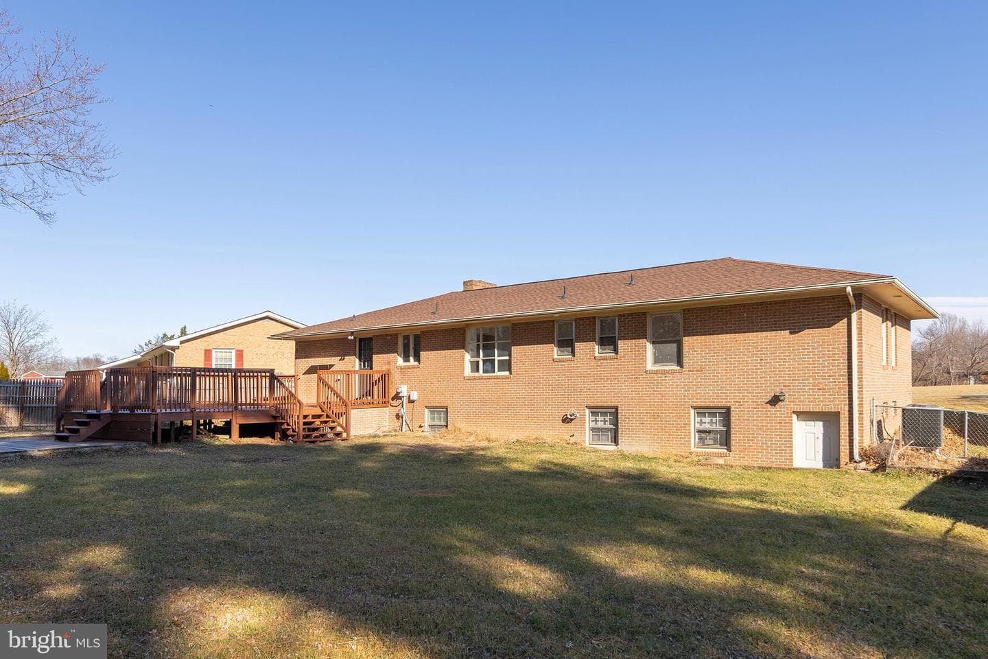 120 Amelia Avenue photo 39