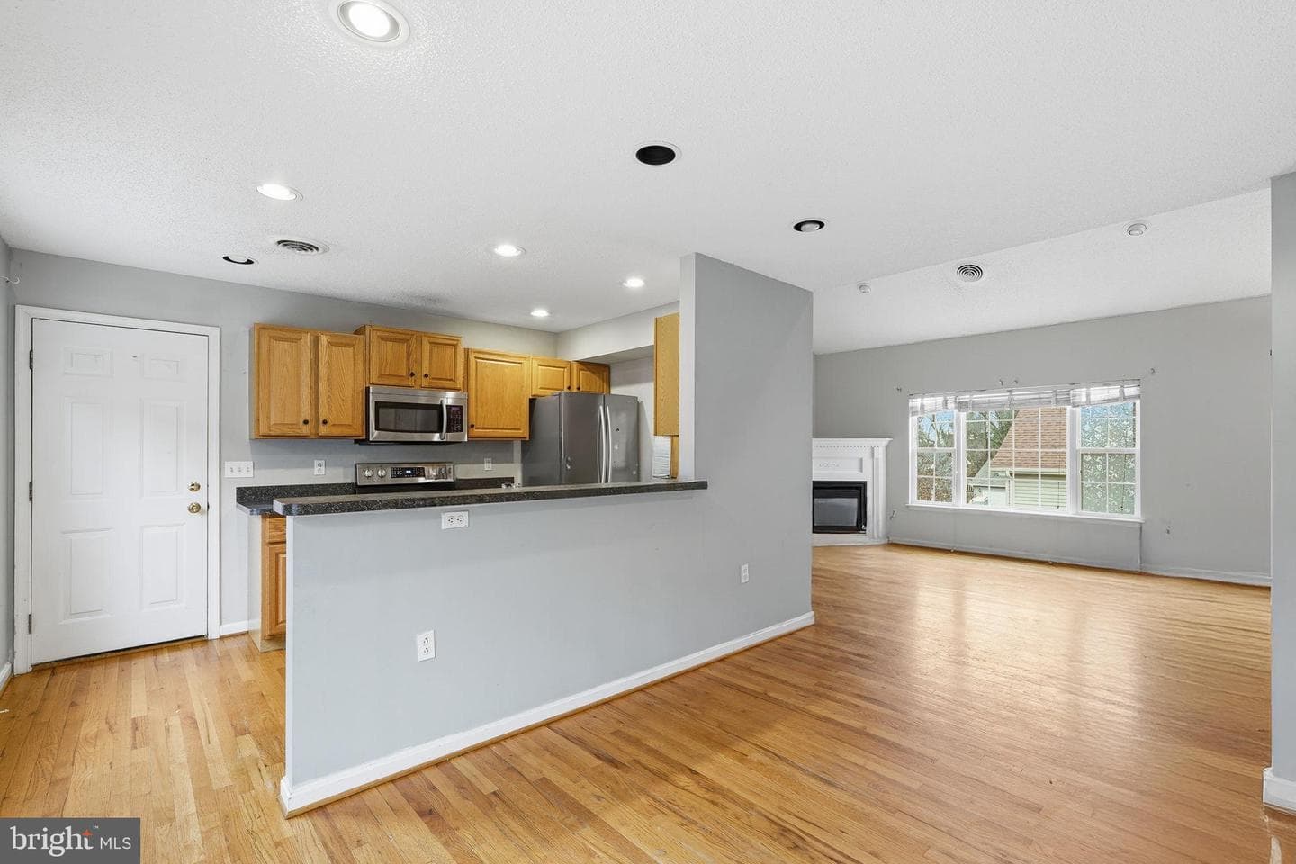 110 Rugby Place photo 6