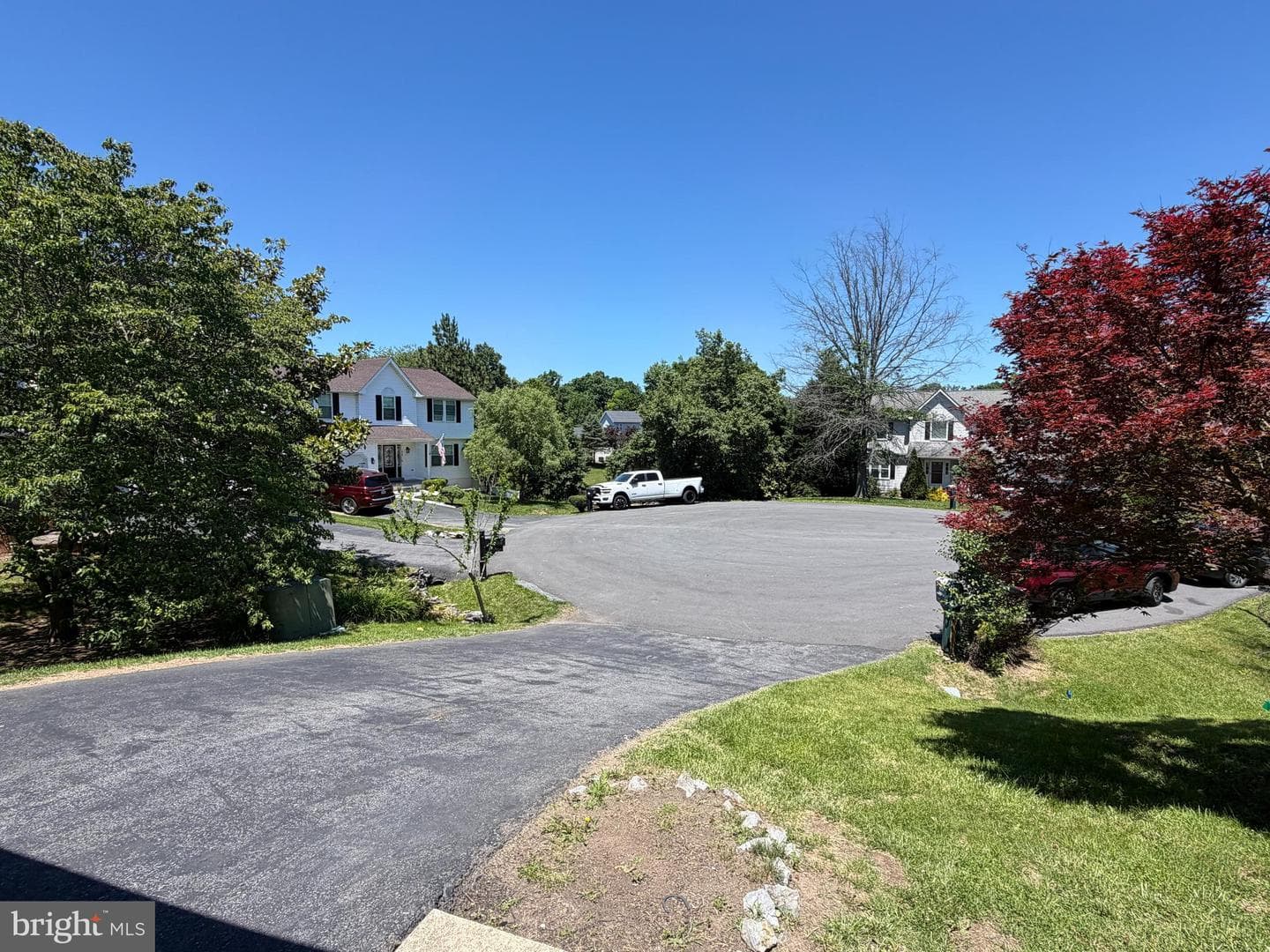 407 Tamarack Circle photo 3