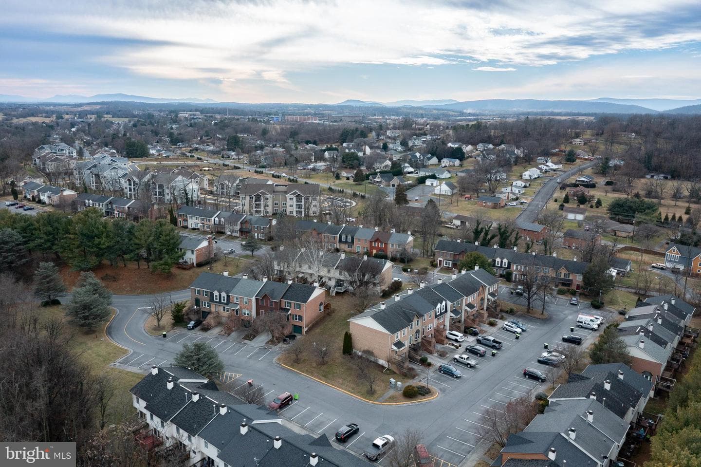 218 Tudor Drive photo 48